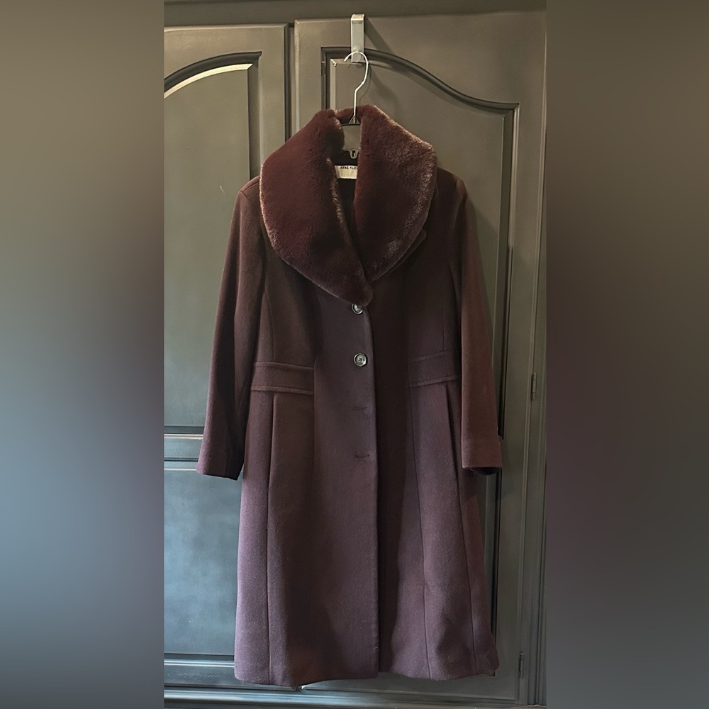 Anne Klein women’s burgundy wool coat size 16